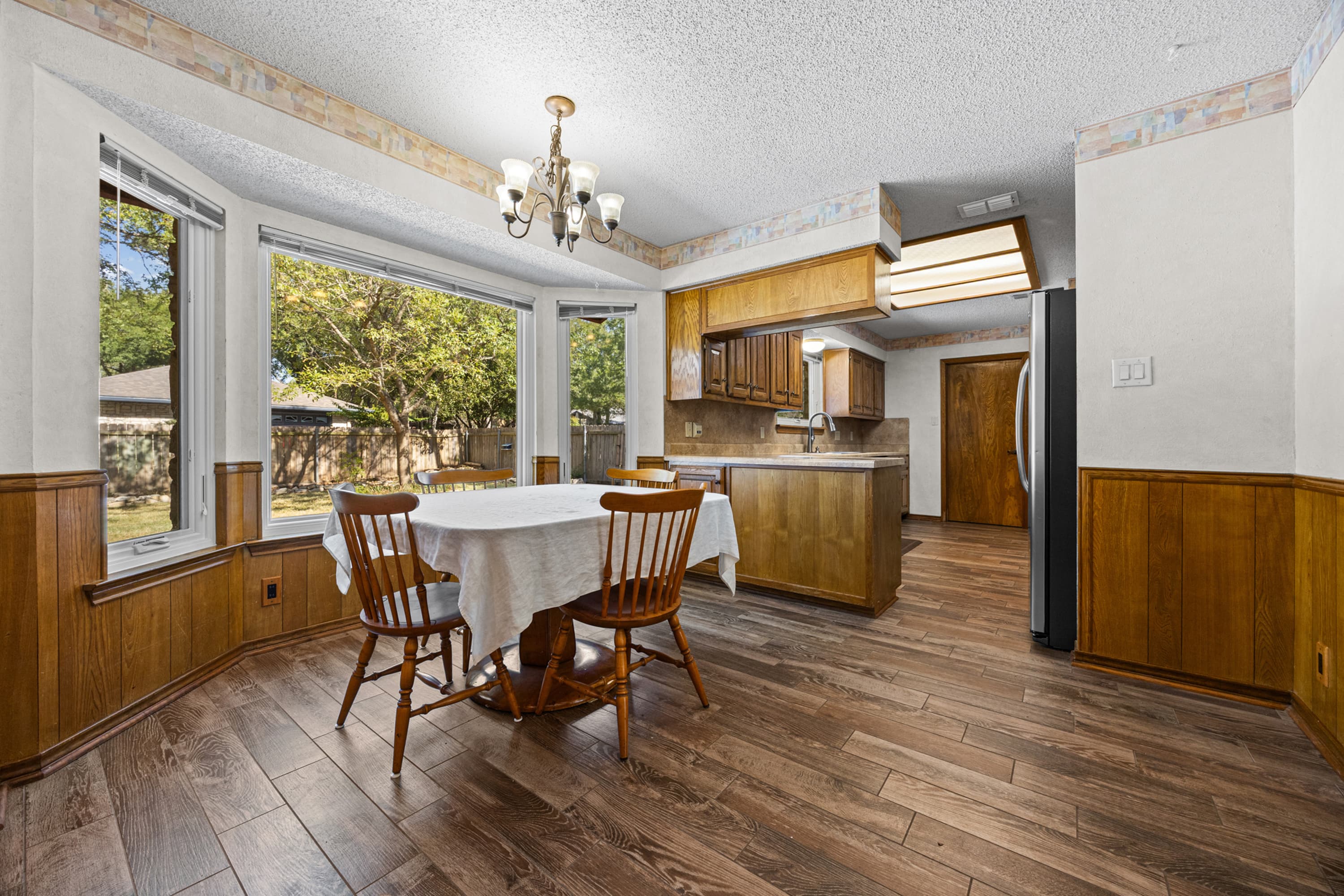 11006 Brodie Ln - Thumbnail 12