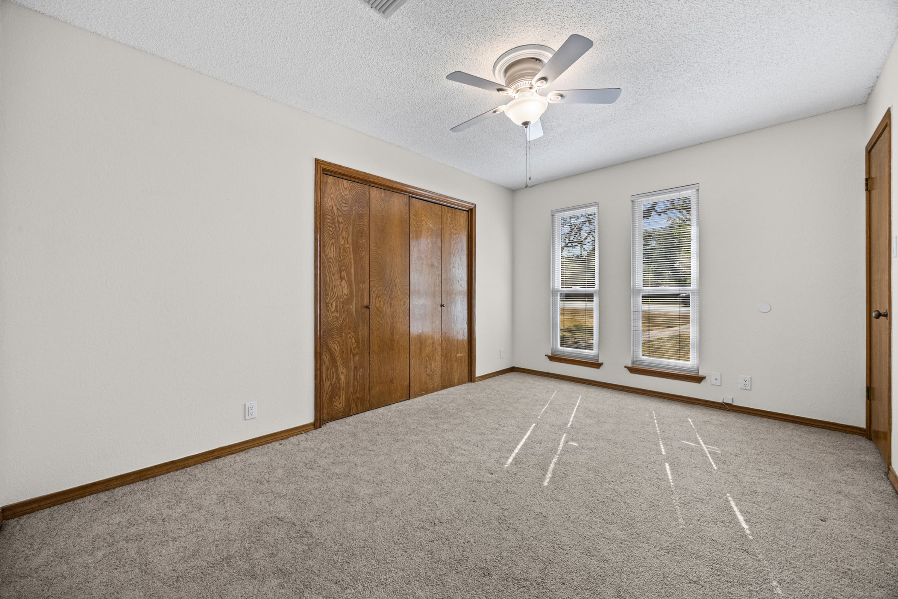 11006 Brodie Ln - Thumbnail 18