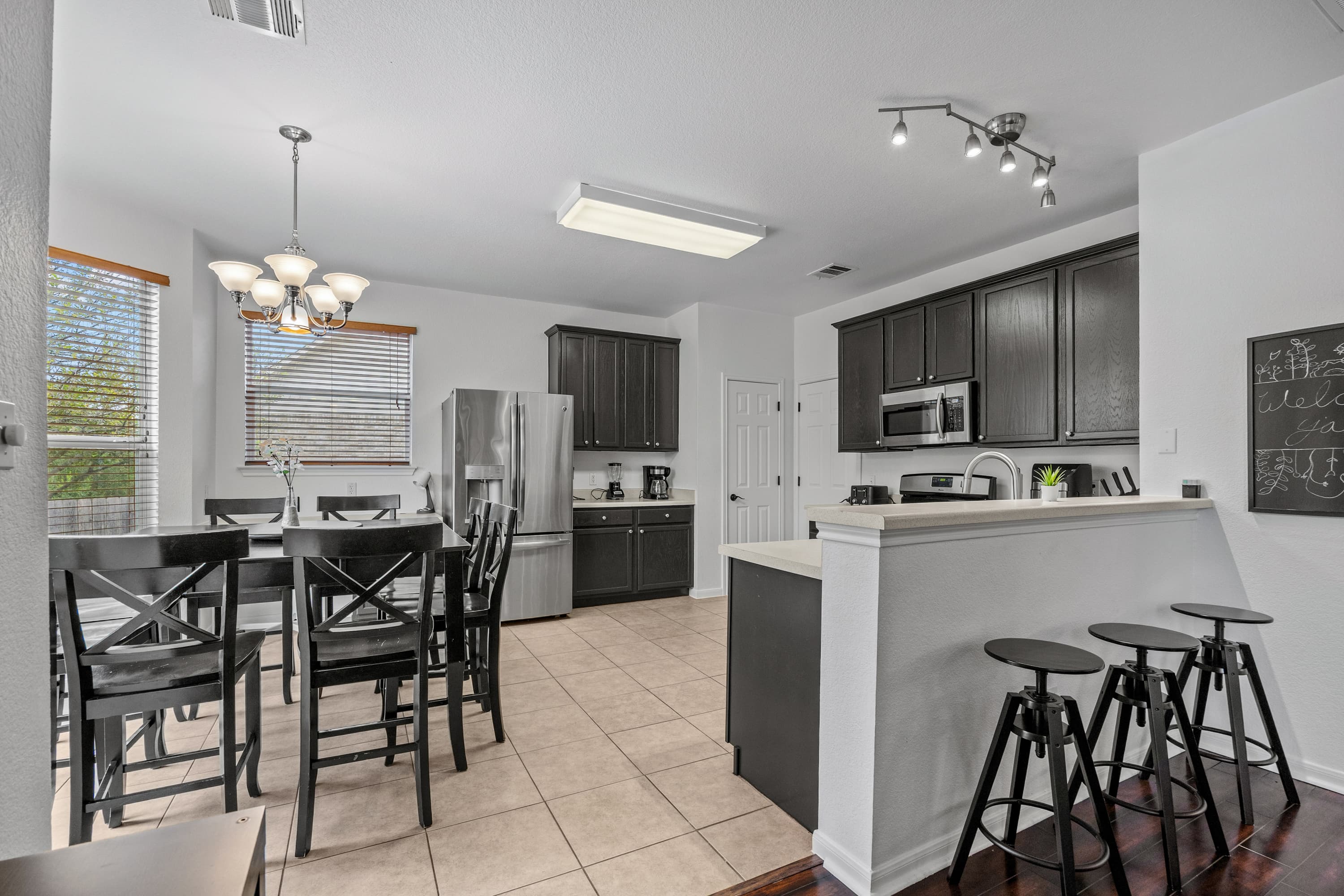 145 Paddington Dr - Thumbnail 11