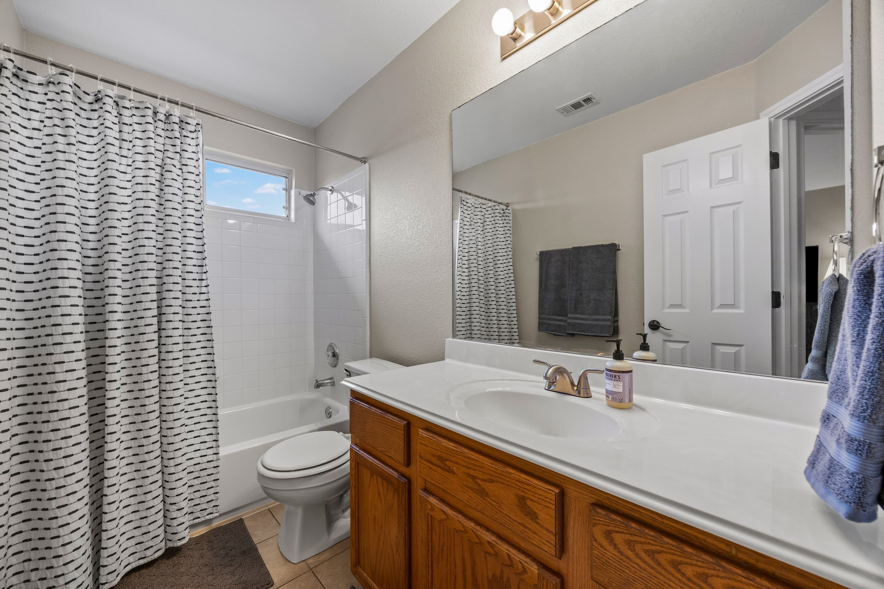 145 Paddington Dr - Thumbnail 32