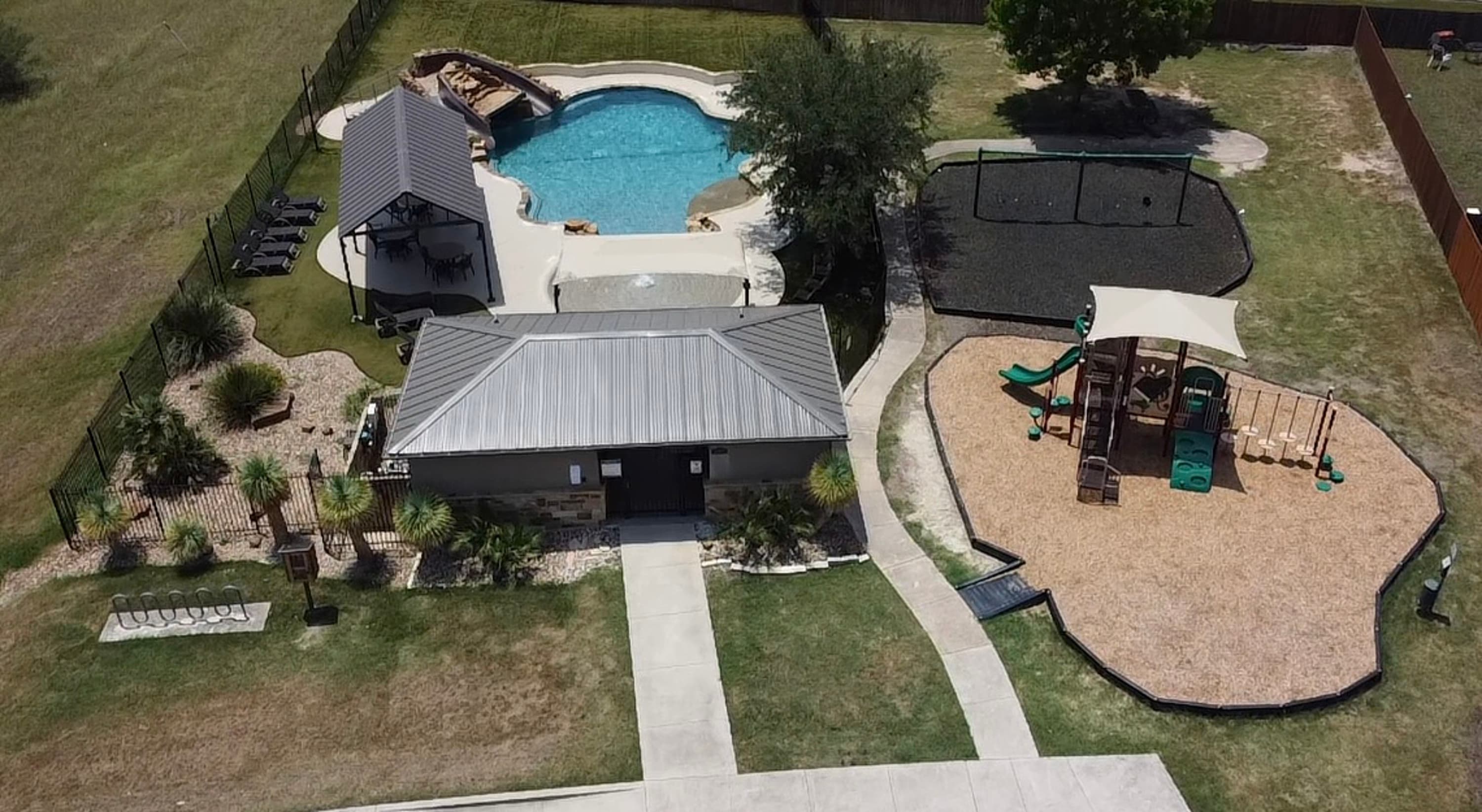 145 Paddington Dr - Thumbnail 41