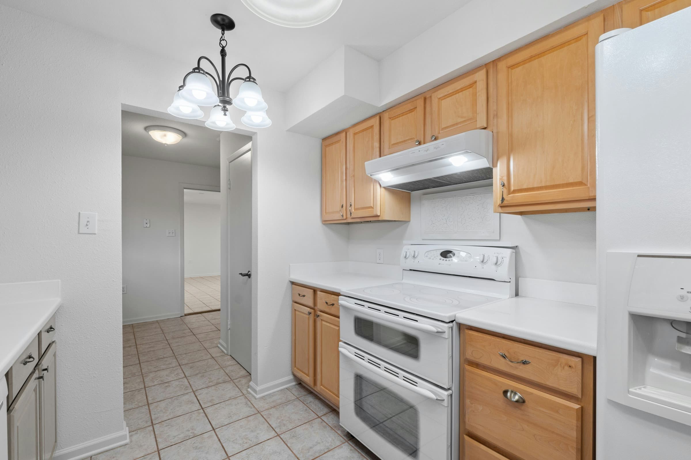 6201 Oakclaire Dr - Thumbnail 6