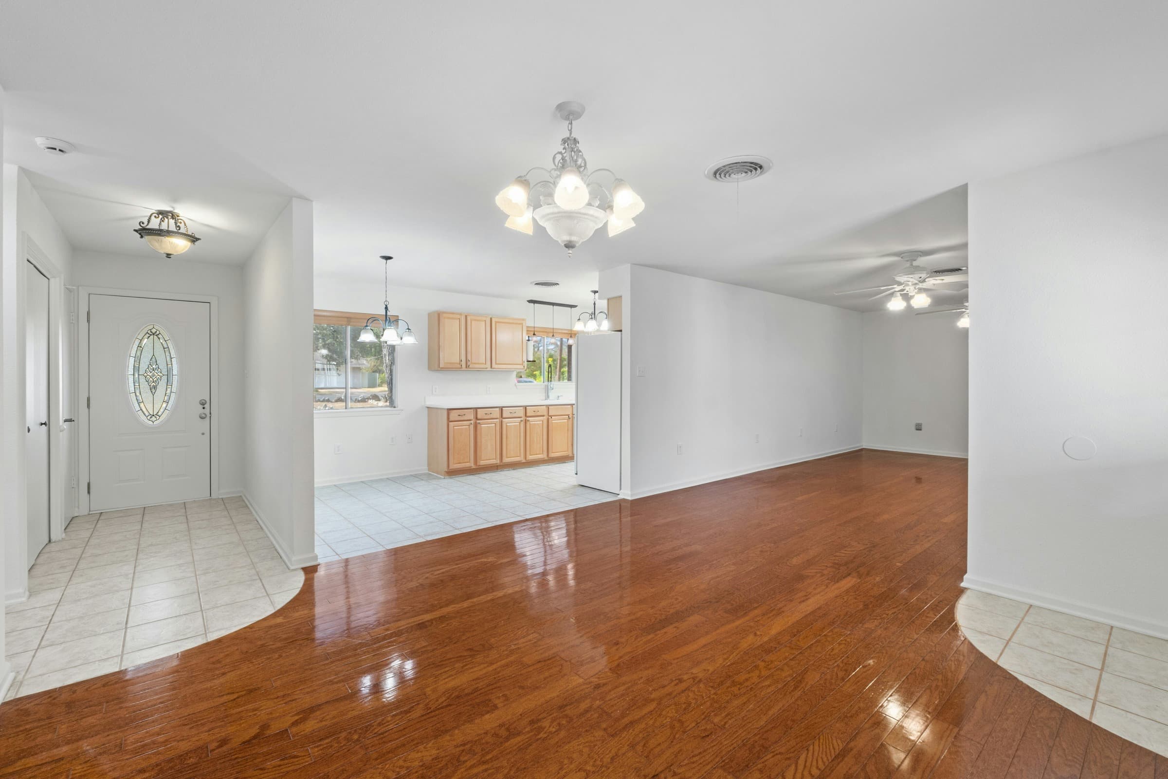 6201 Oakclaire Dr - Thumbnail 9