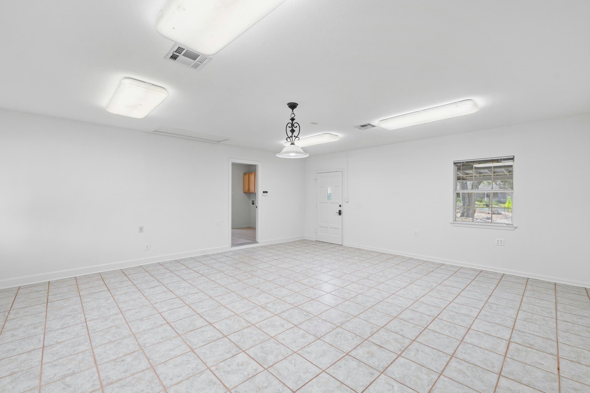 6201 Oakclaire Dr - Thumbnail 15