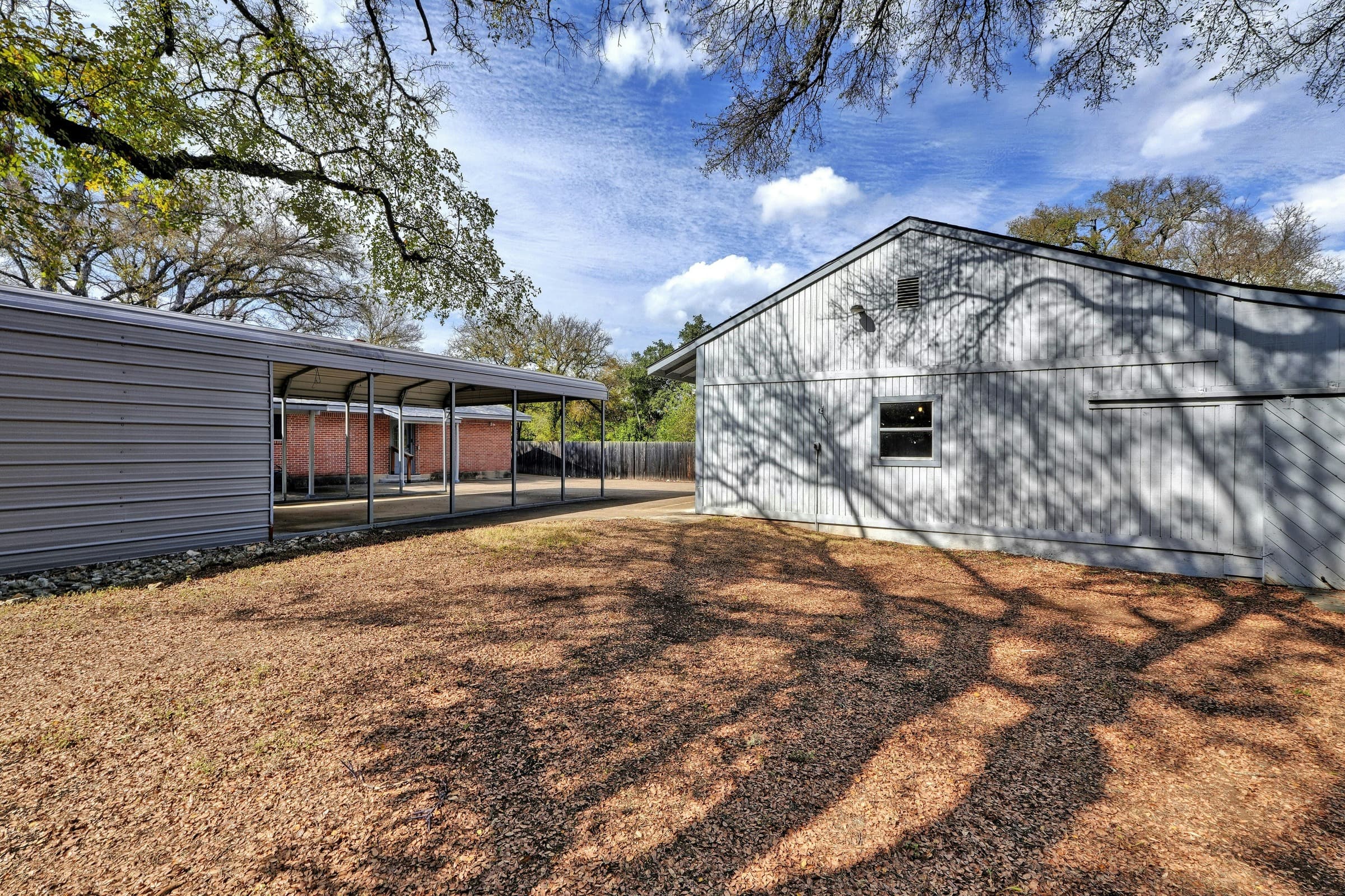 6201 Oakclaire Dr - Thumbnail 27