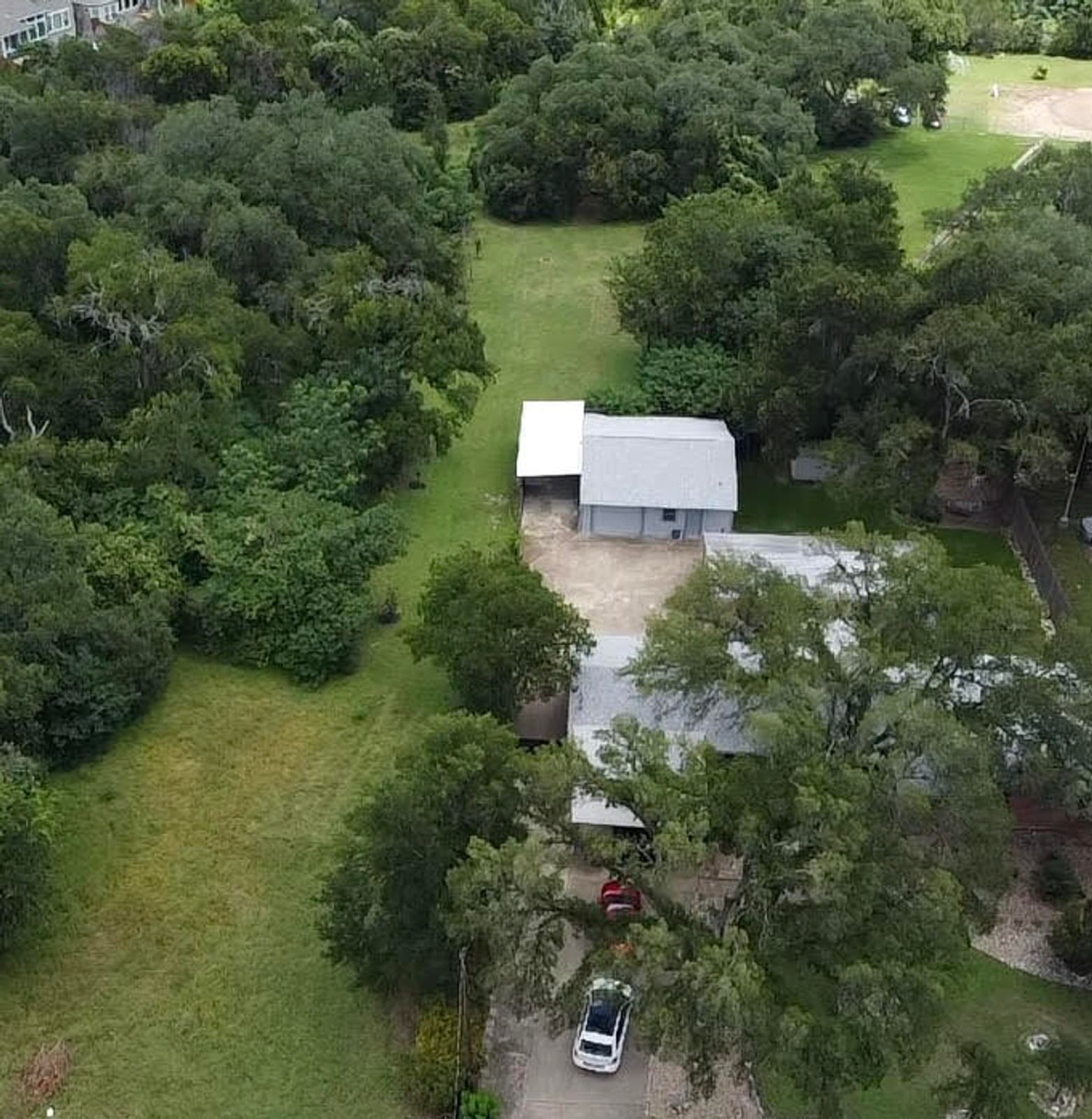 6201 Oakclaire Dr - Thumbnail 33