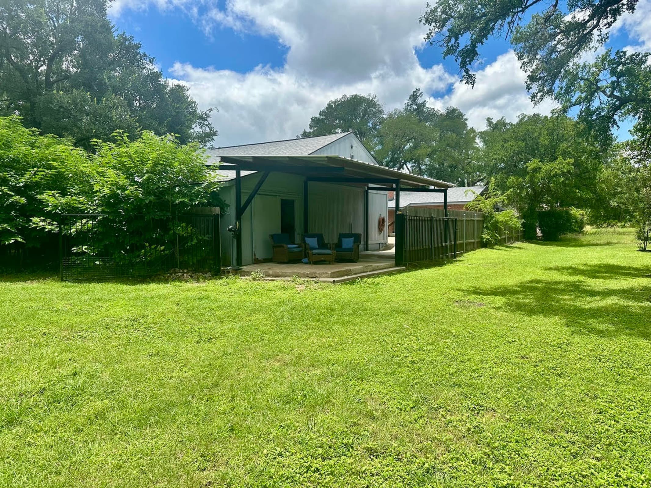 6201 Oakclaire Dr - Thumbnail 40